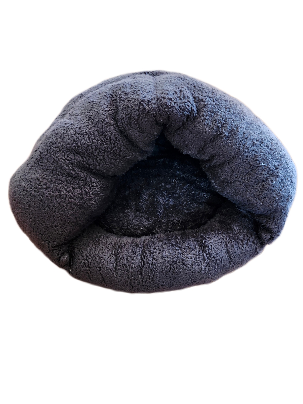 Plush Round Pet Bed in Dark Gray